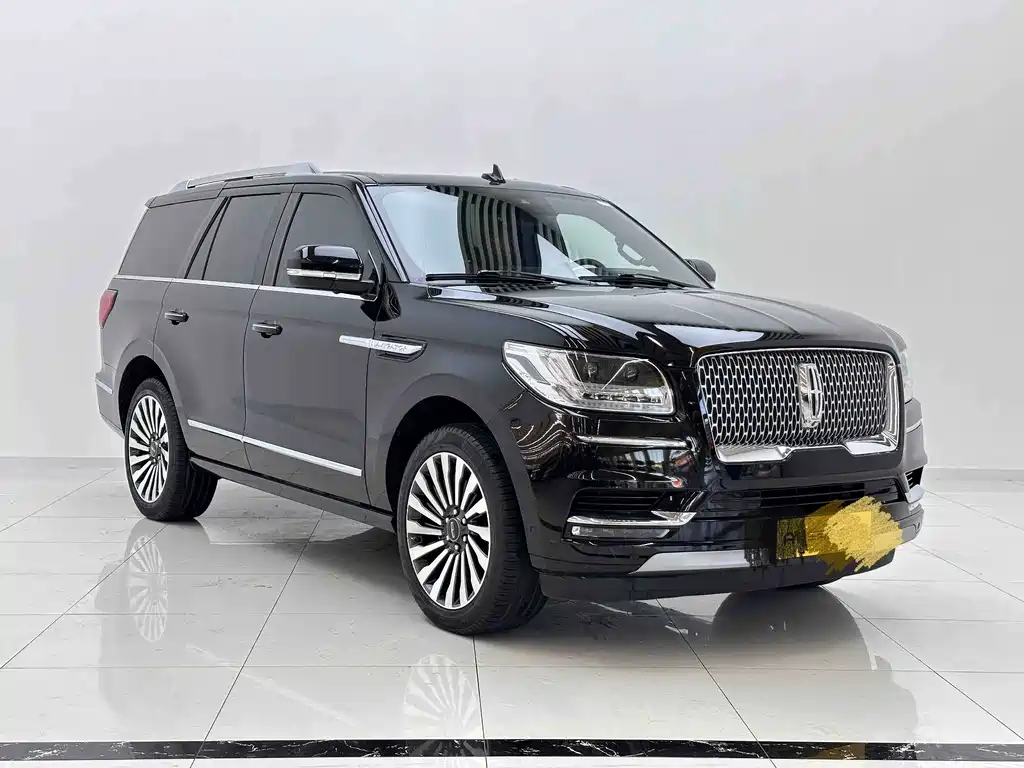 Lincoln Navigator