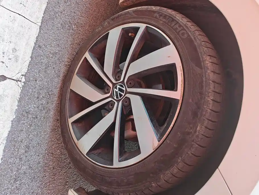 Volkswagen Sagitar — миниатюра 6
