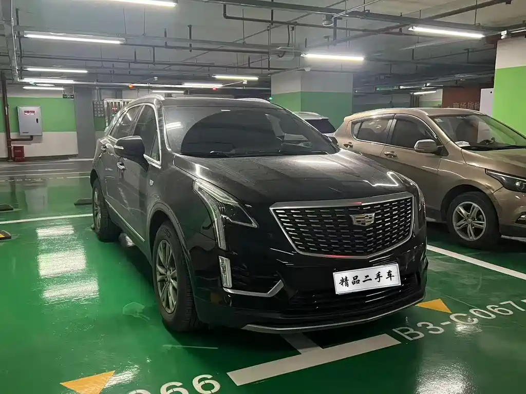 CADILLAC XT5
