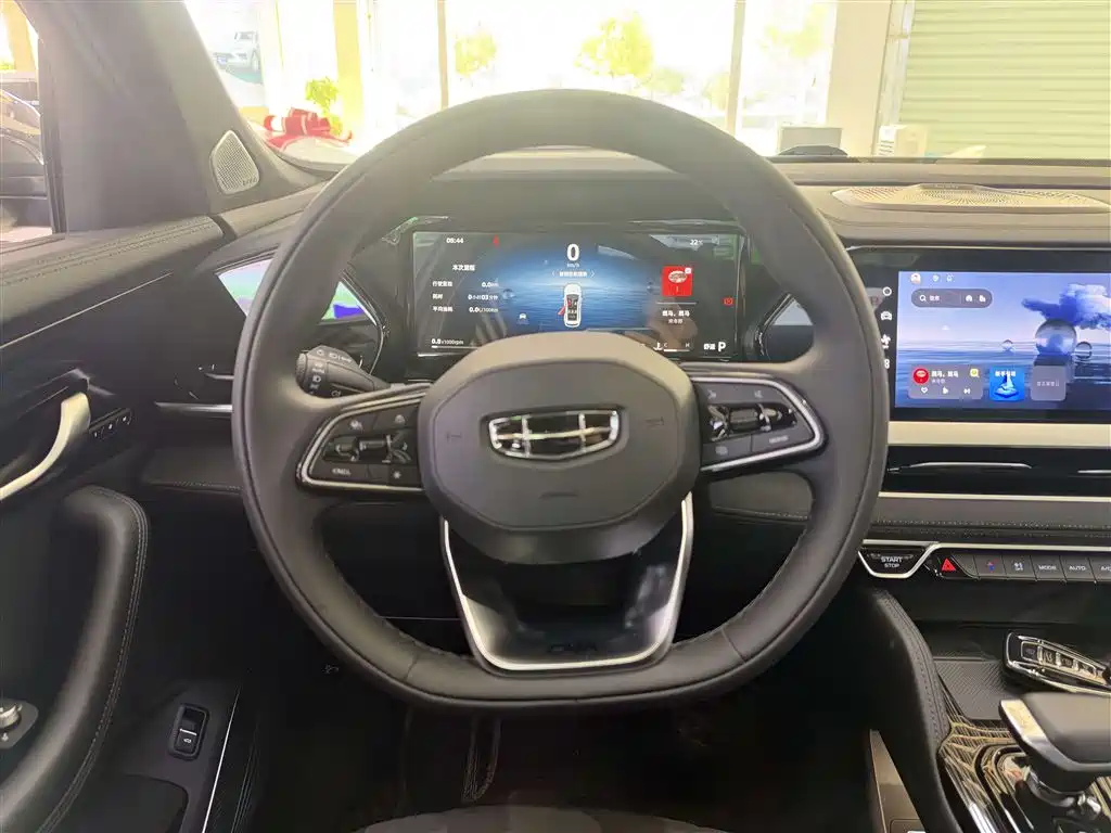 Geely Xingyue L — миниатюра 14