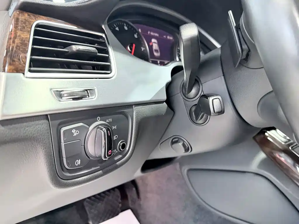 Audi A8 — миниатюра 9