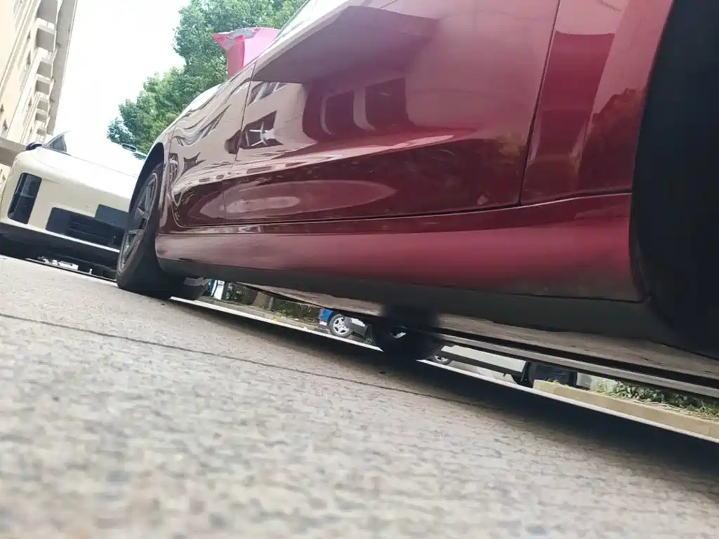Tesla Model 3 — миниатюра 21