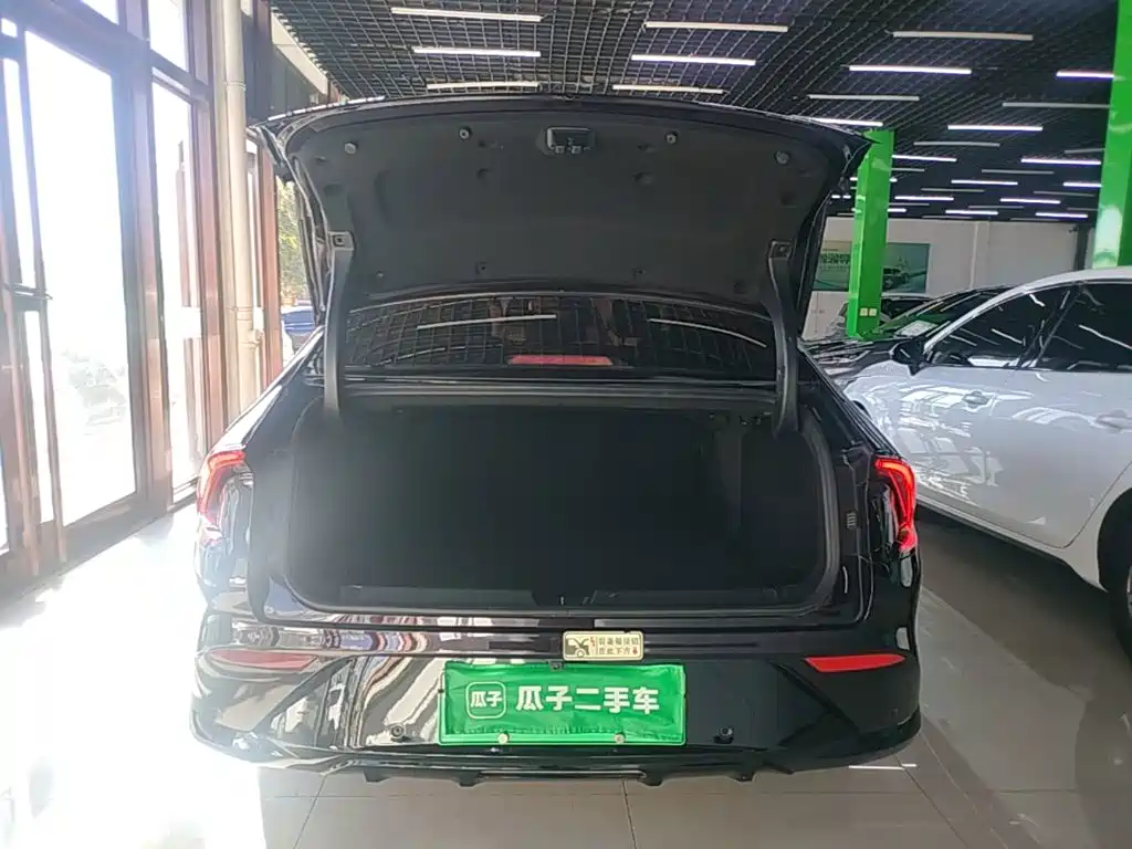 Wuling Xingguang — миниатюра 19