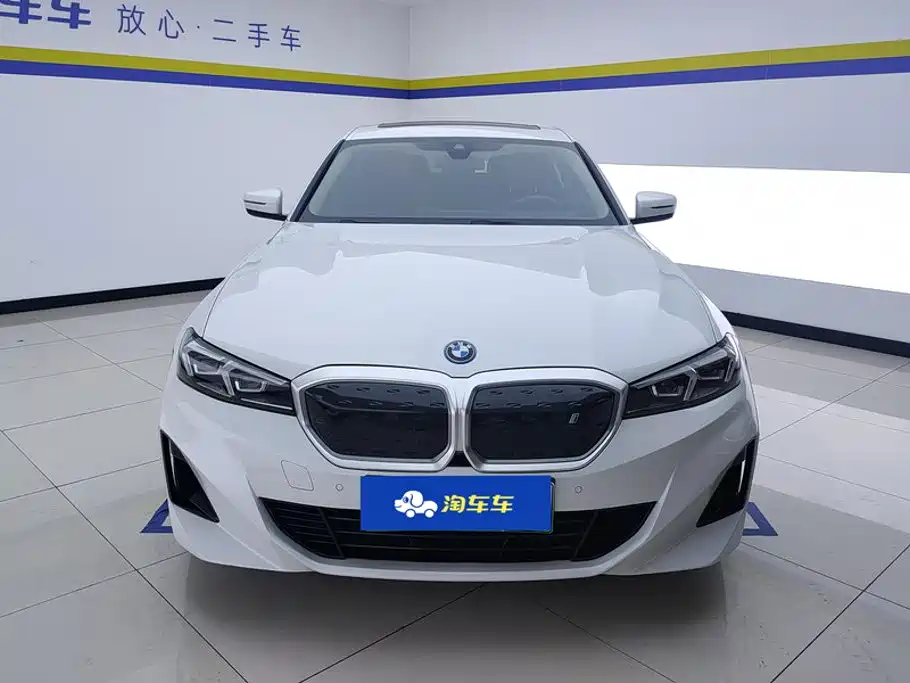 BMW i3 2024 eDrive 35 L