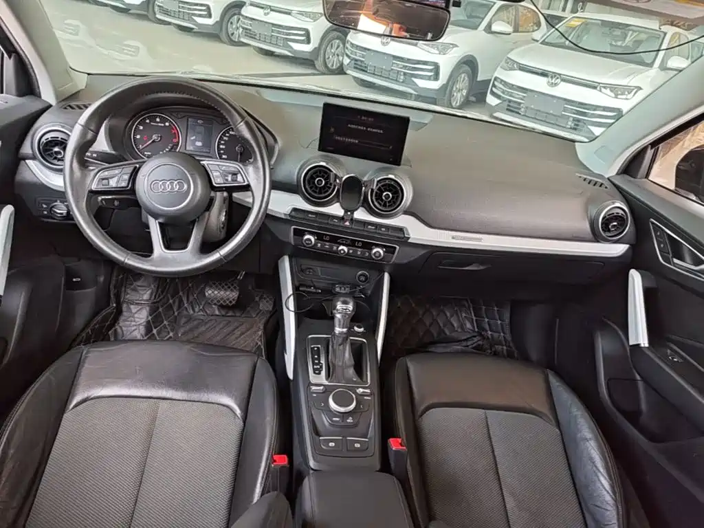 Audi Q2L — миниатюра 10