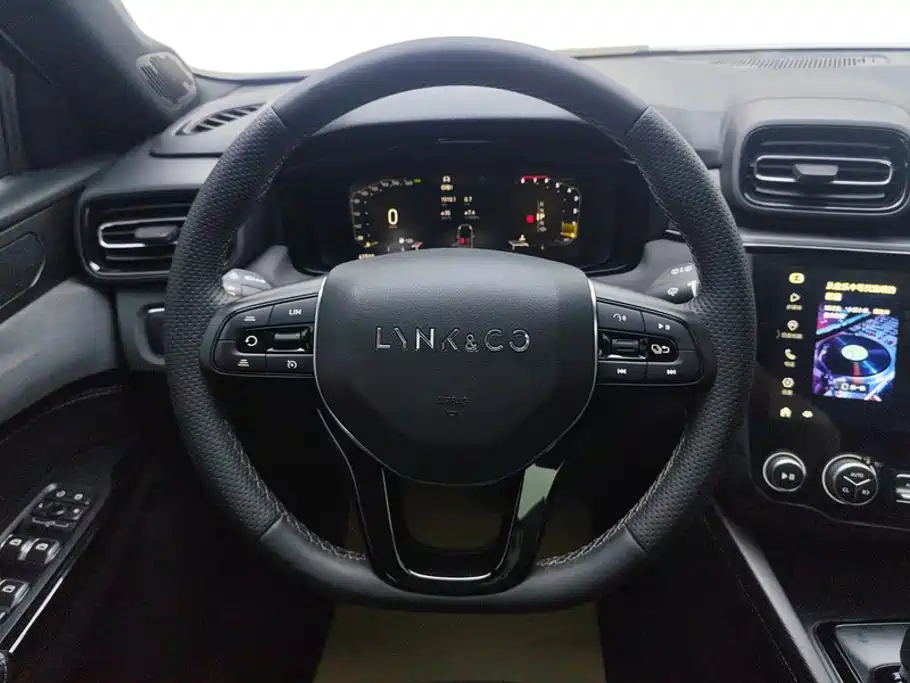 Lynk & Co 02 — миниатюра 15
