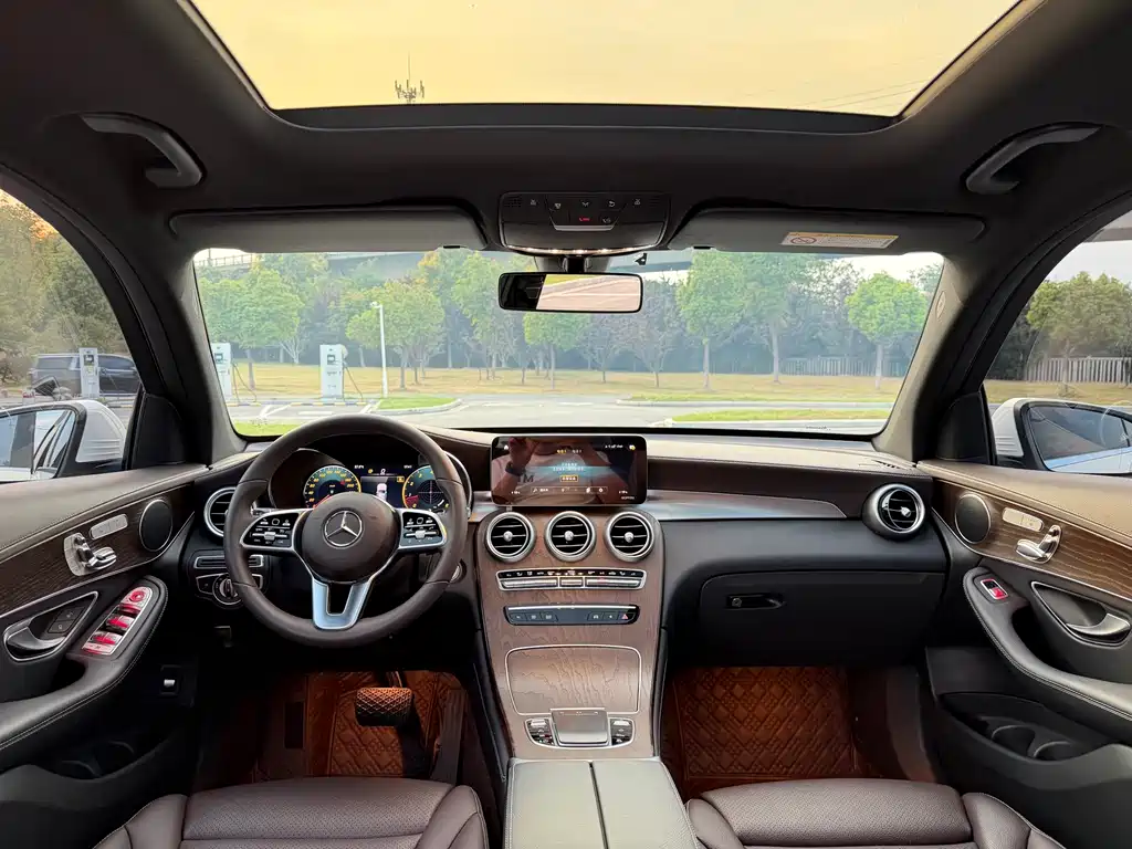 Mercedes-Benz GLC — миниатюра 7