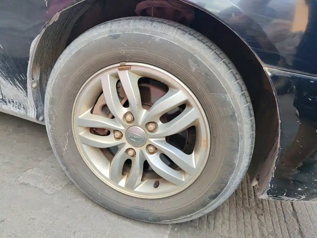 Hyundai Elantra — миниатюра 8