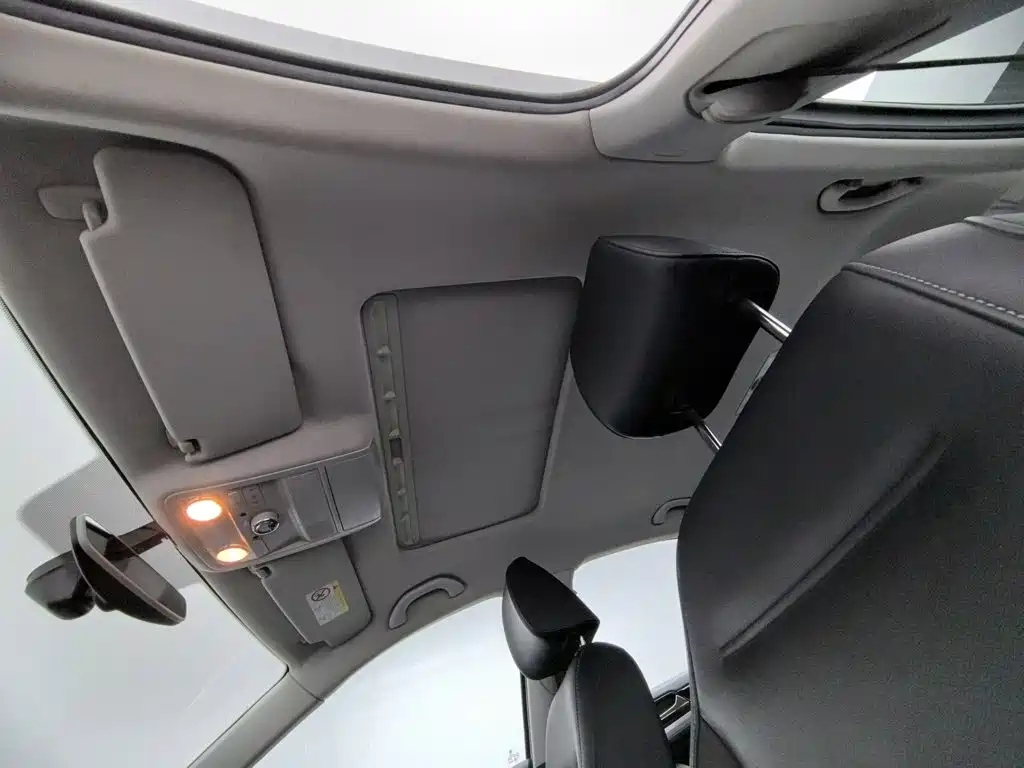 Volkswagen Sagitar — миниатюра 14