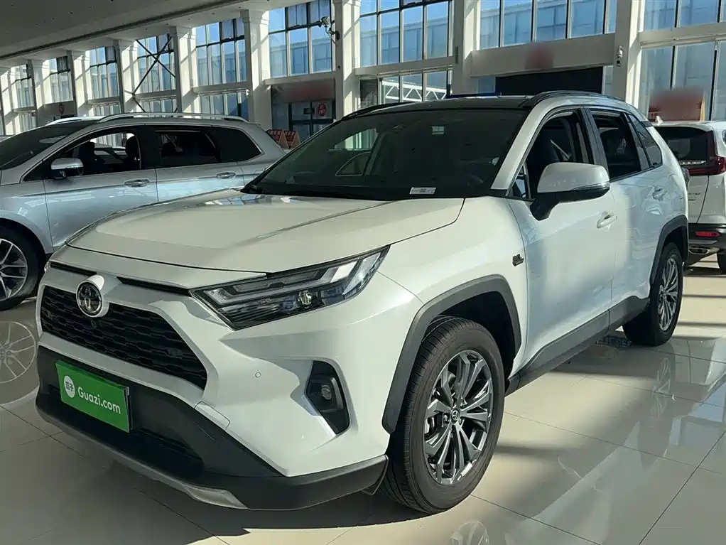 Toyota RAV4 2024