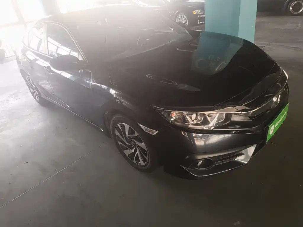 Honda Civic — миниатюра 4