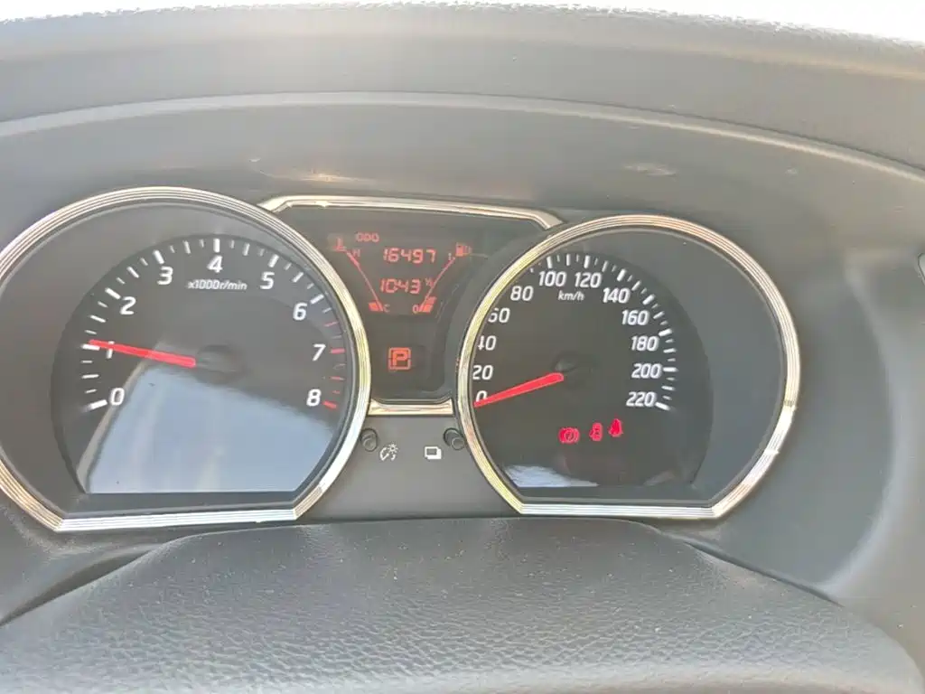 Nissan Livina — миниатюра 12