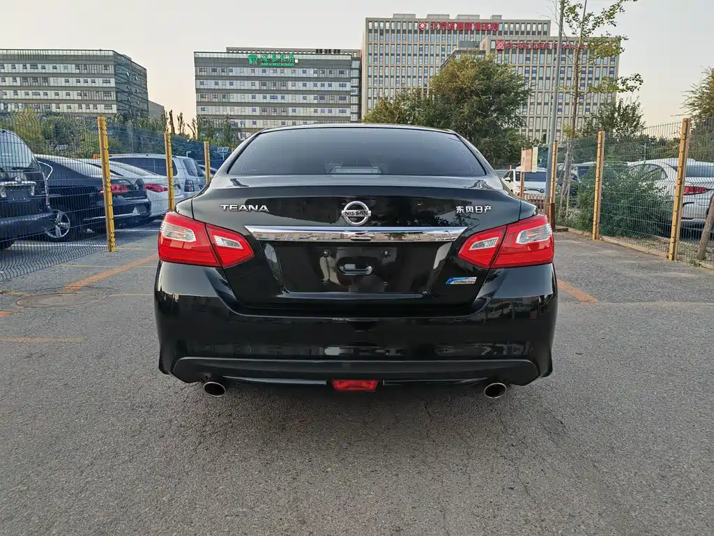 Nissan Teana — миниатюра 14