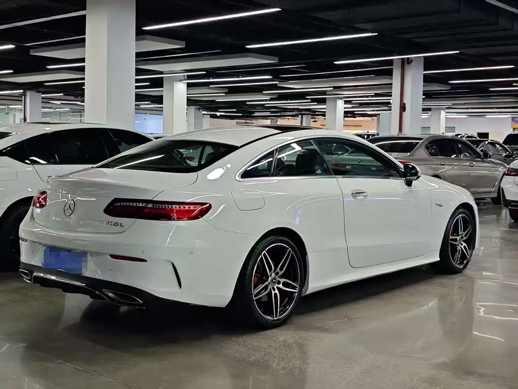 MERCEDES-BENZ  E CLASS