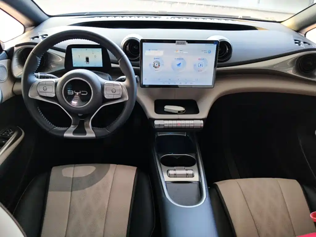 BYD Dolphin — миниатюра 10