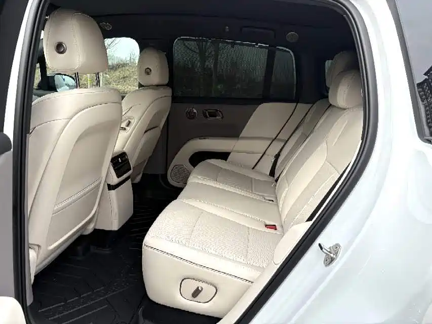 Li Auto i6 2025 Standard