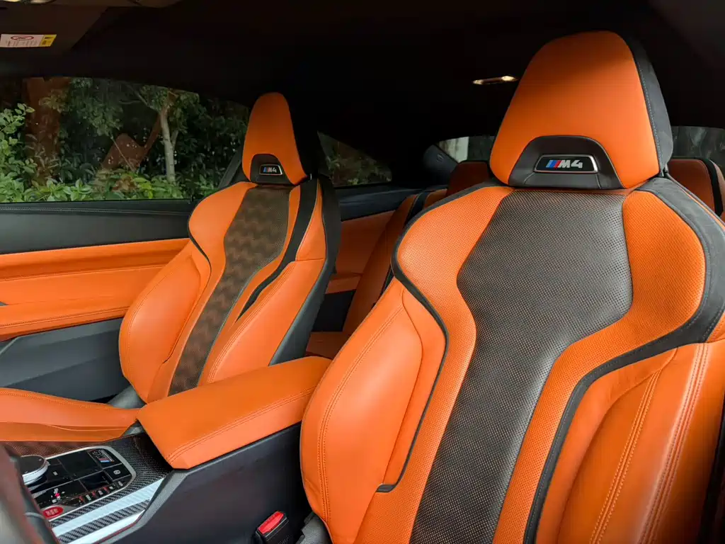 BMW M4 — миниатюра 7