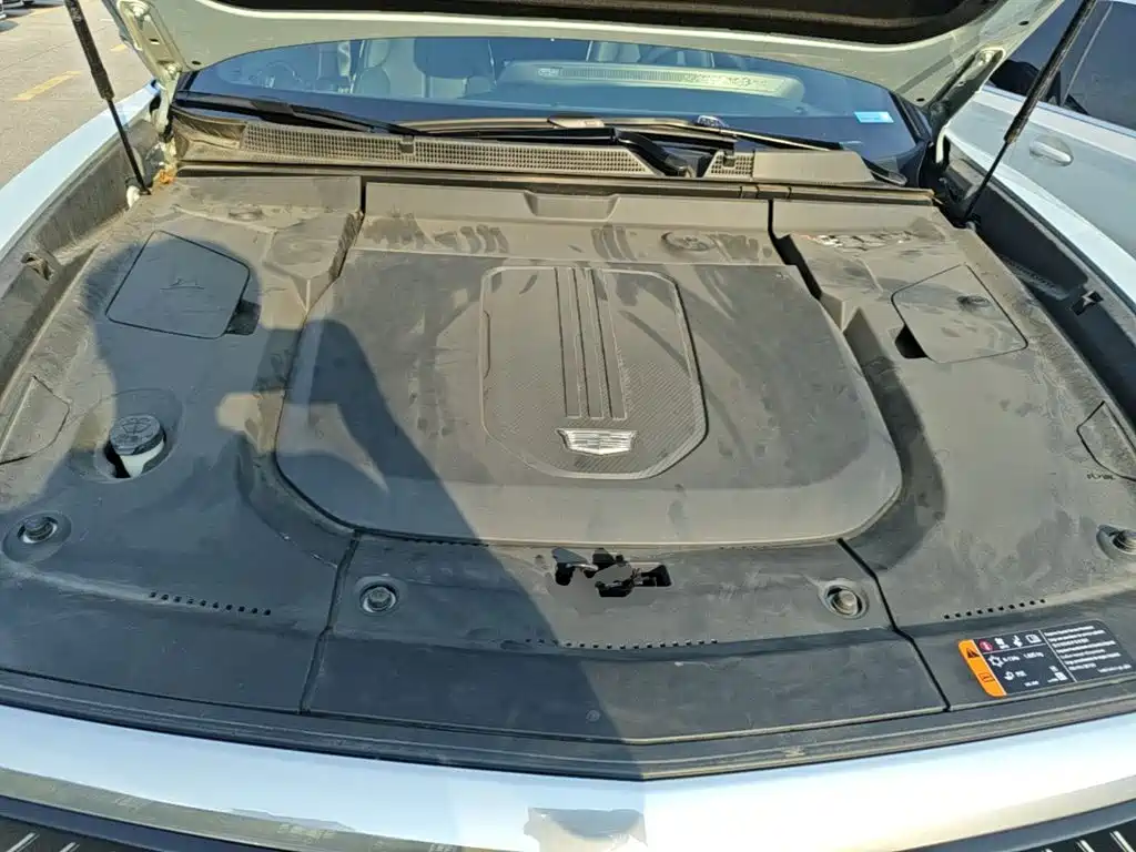 Cadillac Lyriq — миниатюра 20