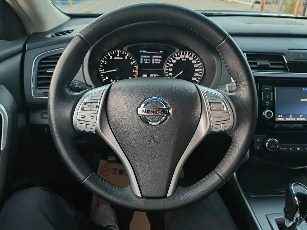 Nissan Teana — миниатюра 5