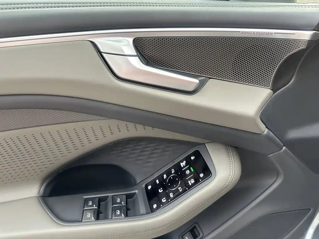 Audi A6L — миниатюра 20