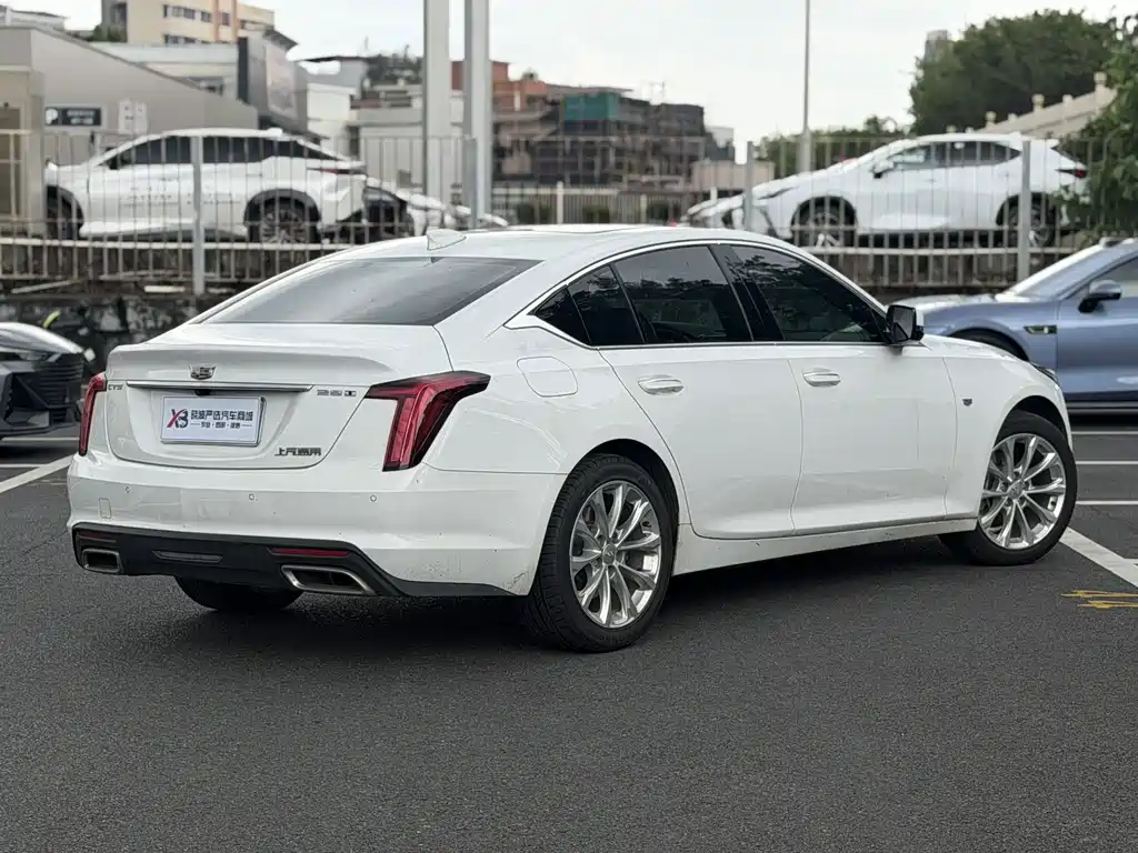 Cadillac CT5 — миниатюра 6