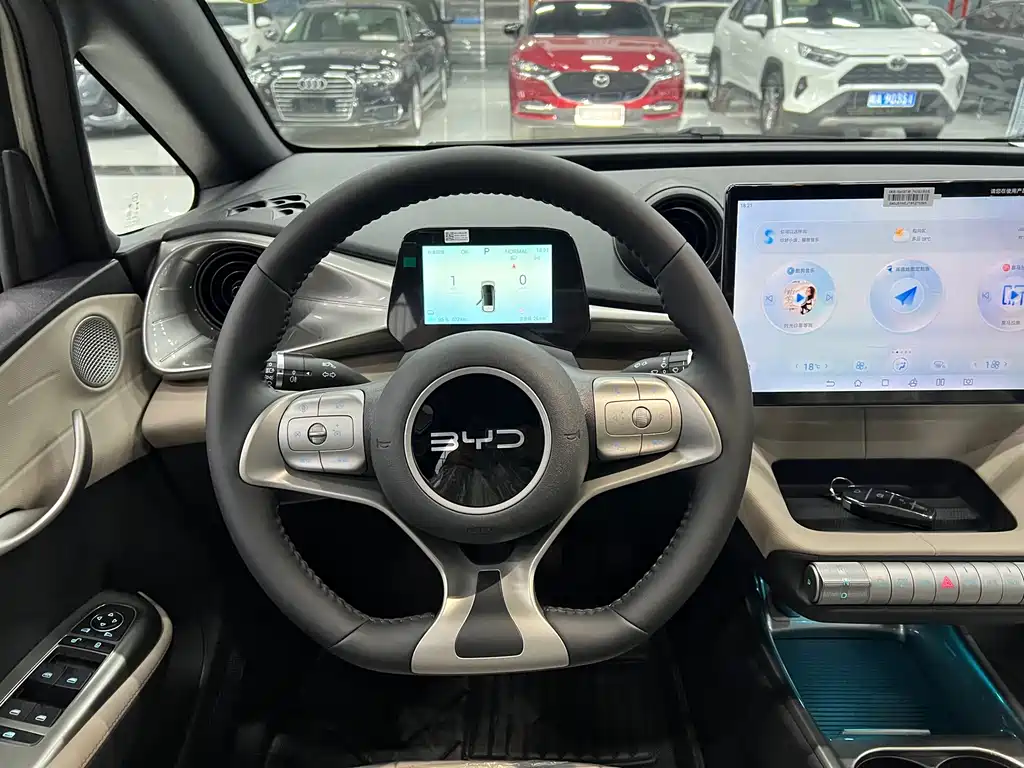BYD Dolphin — миниатюра 9