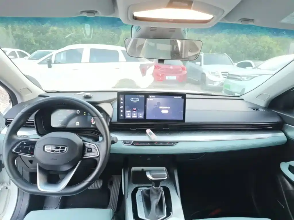 Geely Emgrand L — миниатюра 10