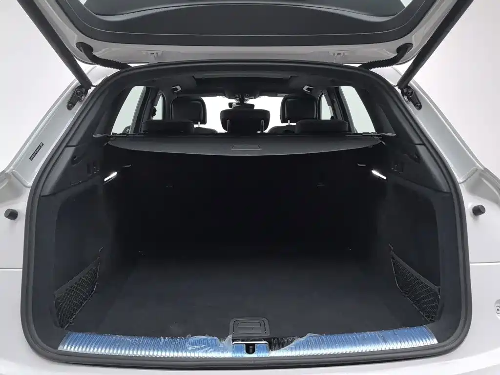 Audi Q5L — миниатюра 16