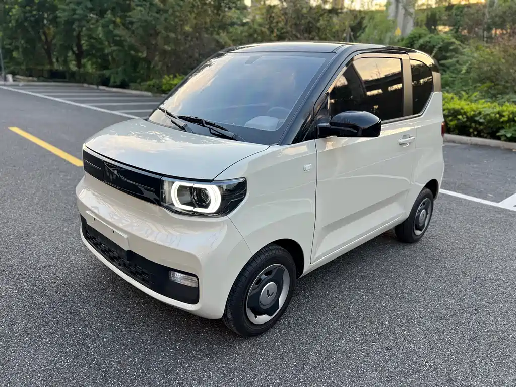 Wuling MINIEV