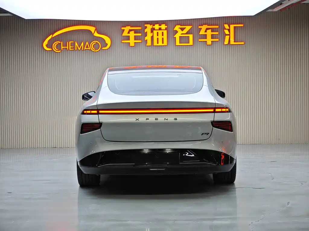 XPeng P7 — миниатюра 5
