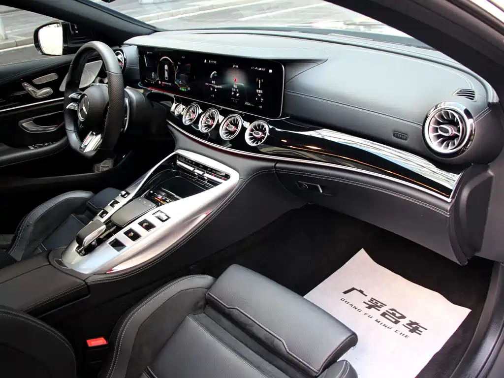 MERCEDES-BENZ AMG GT