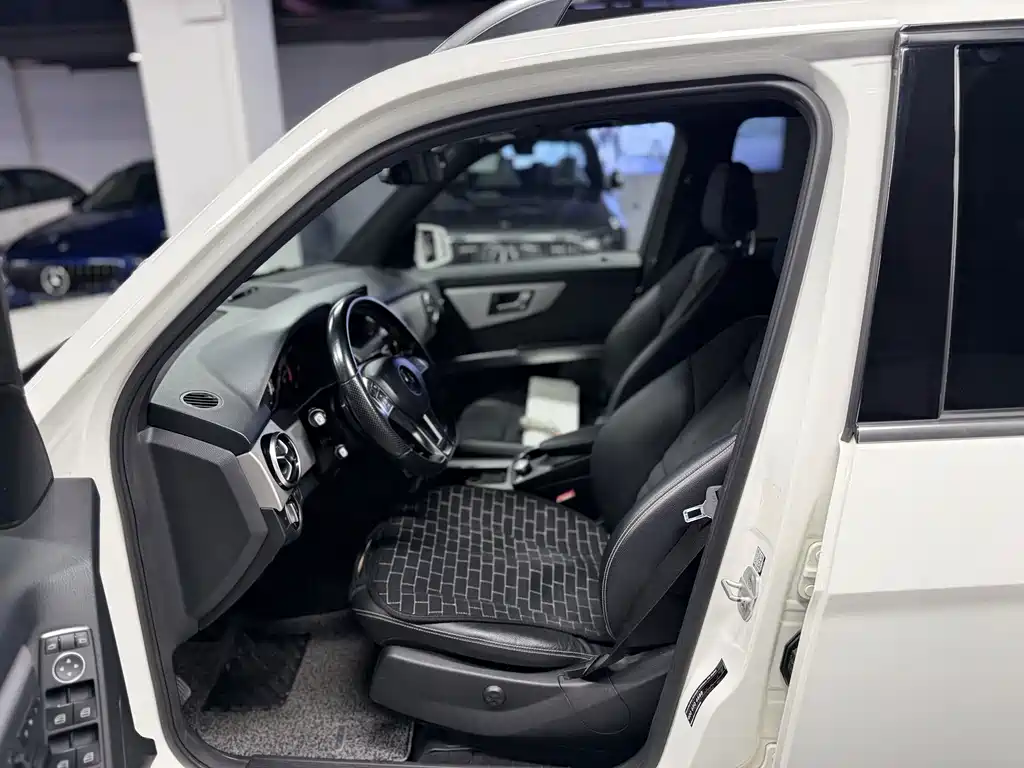 Mercedes-Benz GLK-Class — миниатюра 13