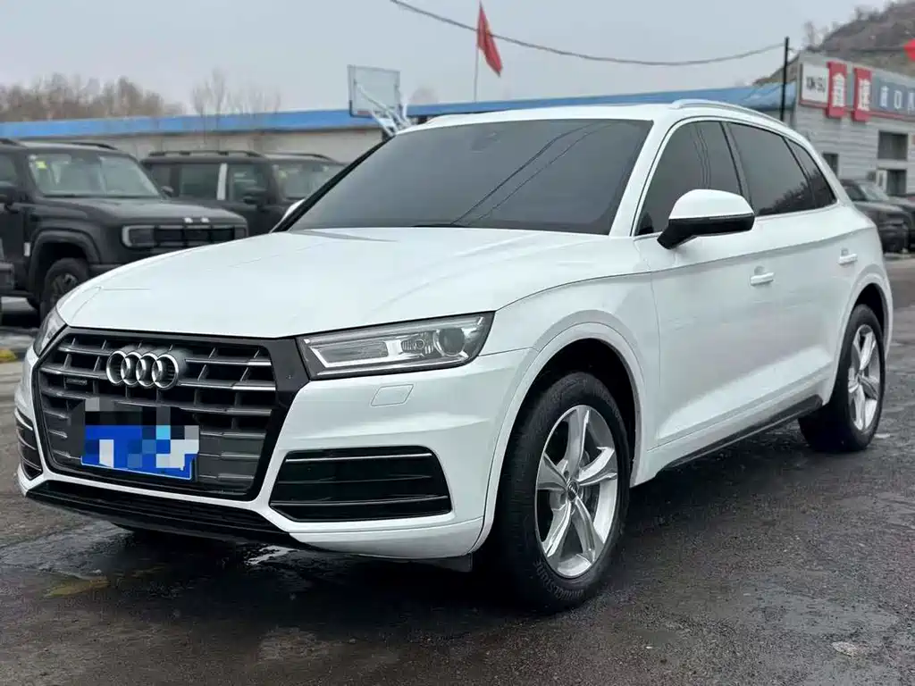 Audi Q5L 2019