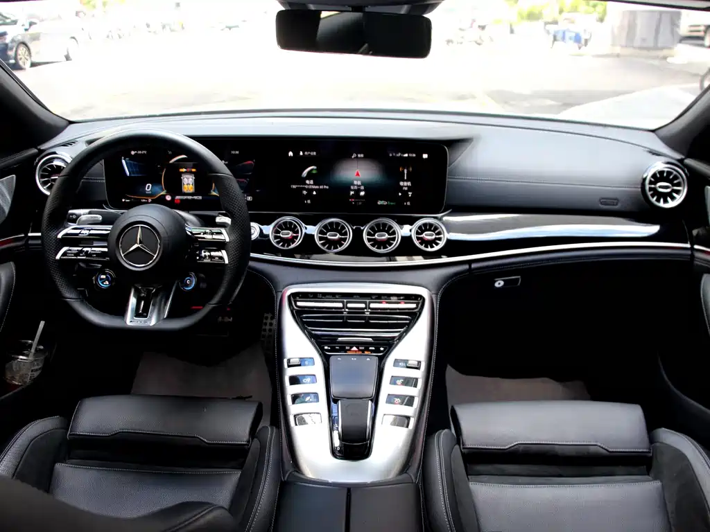 MERCEDES-BENZ AMG GT