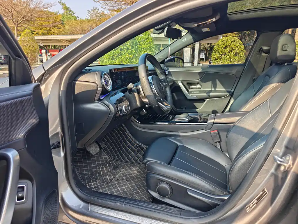 MERCEDES-BENZ A CLASS