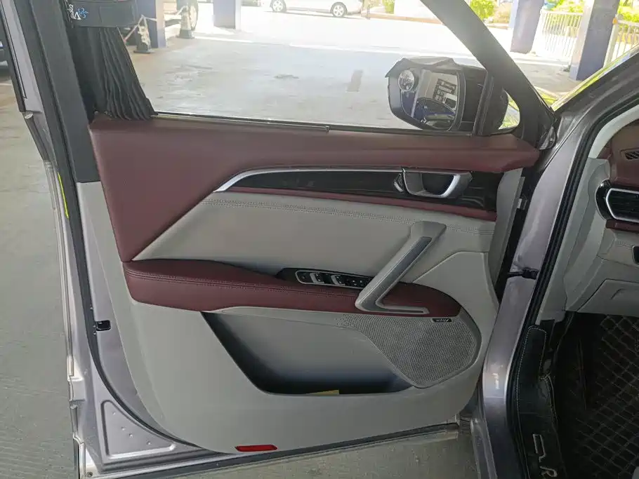 Baojun RS-5 — миниатюра 6