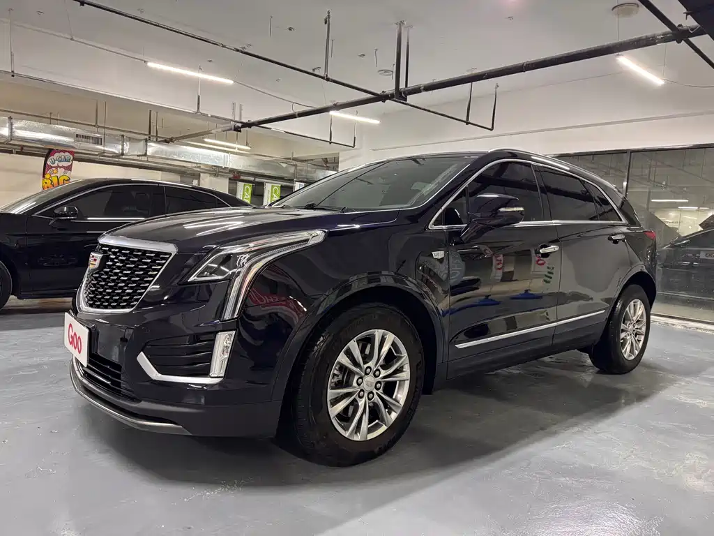 CADILLAC XT5