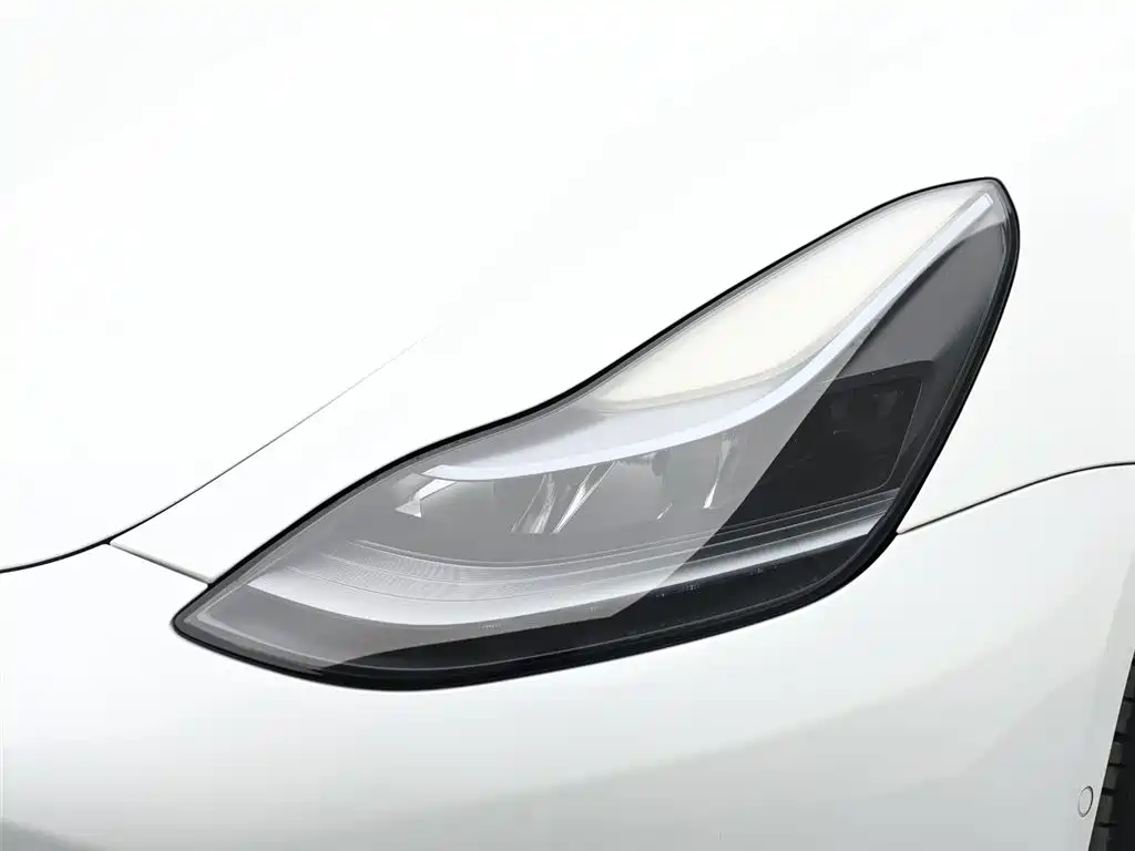 Tesla Model 3 — фотографии объявления, Фото 18