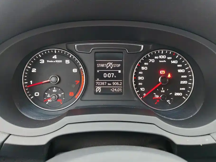 Audi Q3 — миниатюра 14