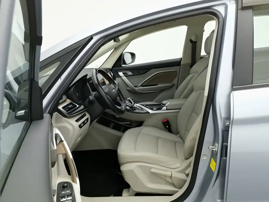 Geely Jia Ji — миниатюра 10