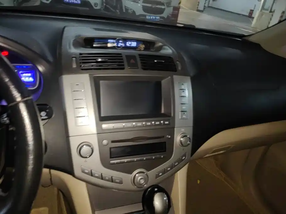 BYD S6 — миниатюра 13