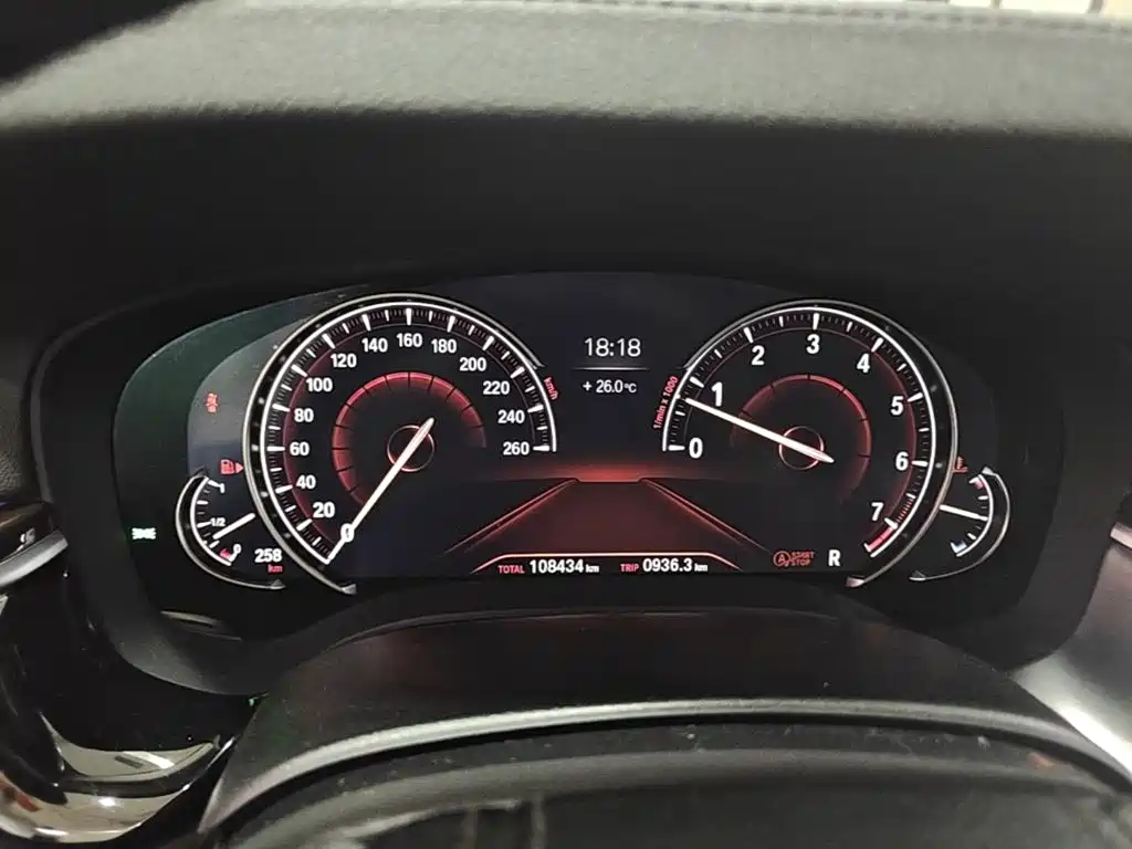 BMW 5 Series — миниатюра 12