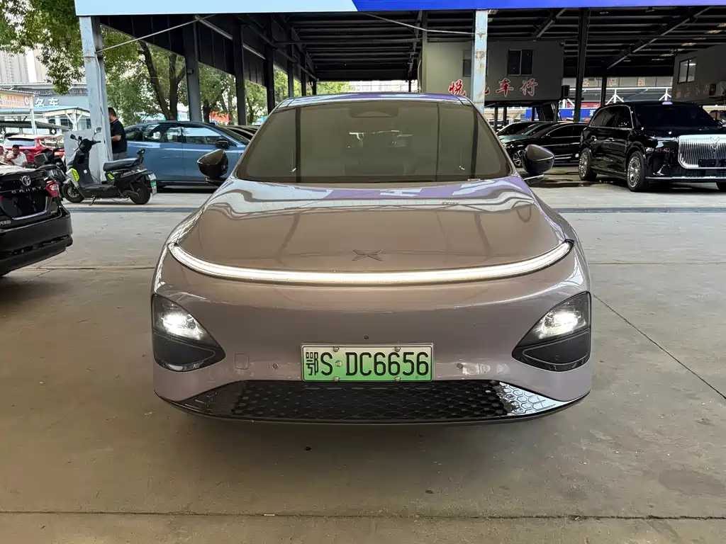 XPeng G6 — миниатюра 2