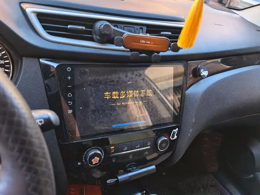 Nissan Qashqai — миниатюра 13