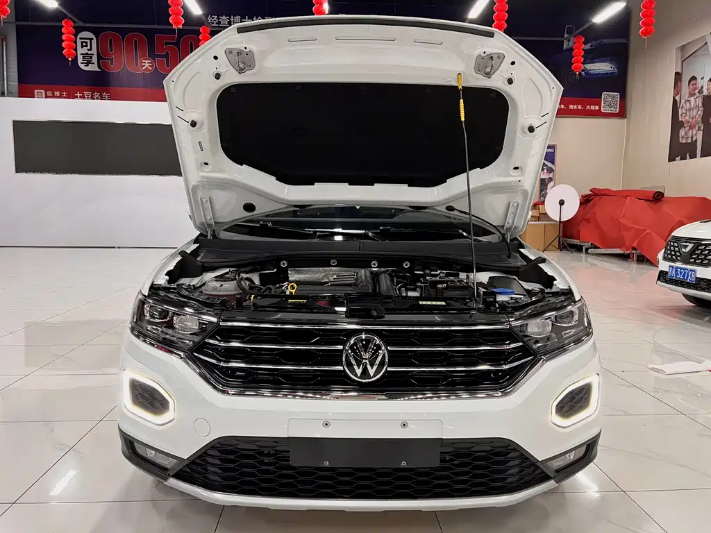 Volkswagen T-Roc — миниатюра 17