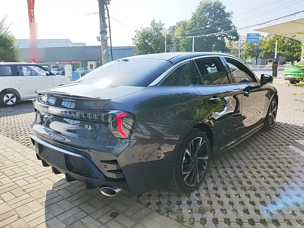 Lynk & Co 03 — миниатюра 7