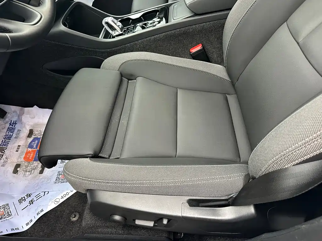 Volvo XC40 — миниатюра 5