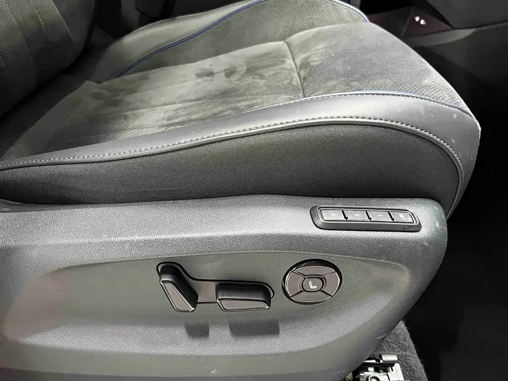 Volkswagen Tiguan L — миниатюра 20