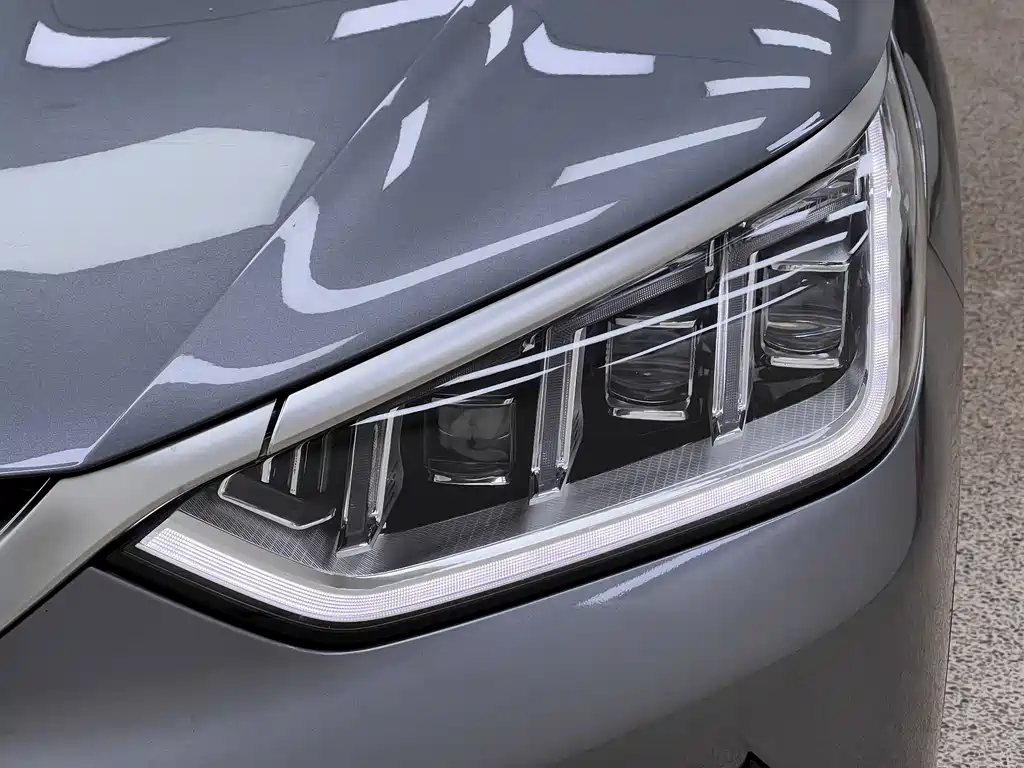 BYD PLUS New Energy — миниатюра 8