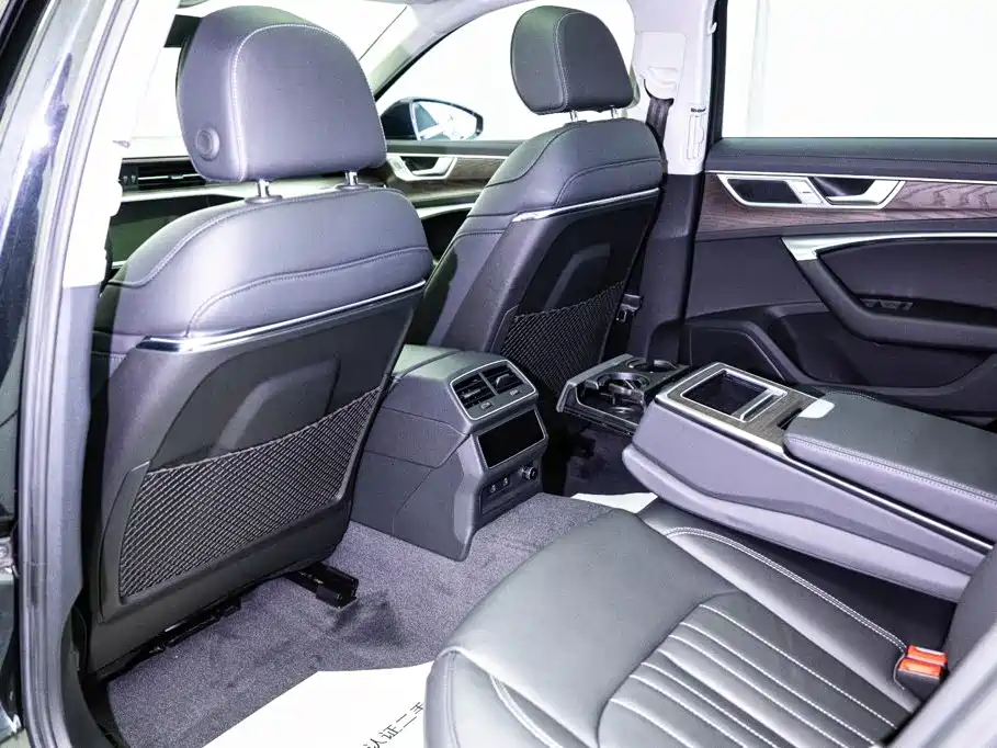 Audi A6L — миниатюра 15